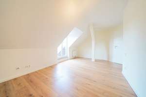 Attraktive 2-RW* DG* West-Balkon* moderne EBK* Tageslichtbad mit Wanne* Abstellraum* grüne Wohnlage* – Stephensonstraße 1, 1259 Leuben (Stadtteil), Dresden – Vorschaubild 9