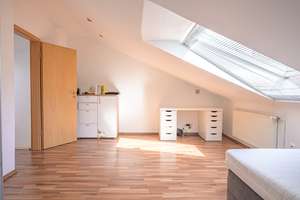 Charmantes Zuhause mit Garten in zentraler Lage – Reihenmittelhaus am Rodrücken in Pforzheim – Die vollständige Adresse der Immobilie erhältst du vom Anbieter., 75172 Brötzingen, Pforzheim – Vorschaubild 8
