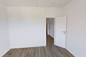 Großzügige 3-Zimmer-Wohnung mit Küche und Balkon in Rostock – Hundsburgallee 7, 18106 Schmarl, Rostock – Vorschaubild 6