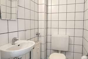 Attraktive 3-Zi-Wohnung mit Dachterrasse in Düsseldorf-Benrath – Die vollständige Adresse der Immobilie erhältst du vom Anbieter., 40597 Benrath, Düsseldorf – Vorschaubild 10