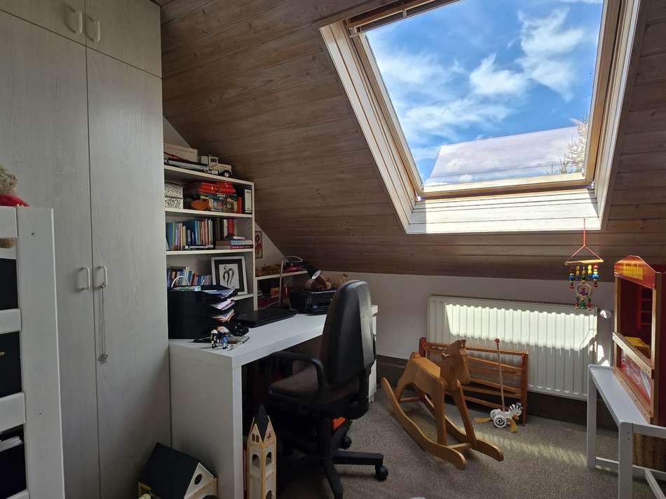 Arbeitszimmer DG mit Küchen...