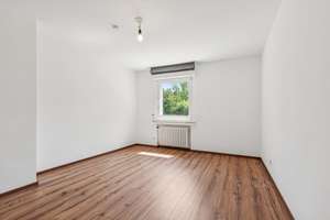 Hochwertiges Einfamilienhaus mit großem Garten und Garage in guter Lage von Bonn-Röttgen – Die vollständige Adresse der Immobilie erhältst du vom Anbieter., 53125 Röttgen, Bonn – Vorschaubild 11