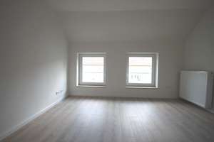 Nippes 2 Zimmer Dachgeschoss, Balkon - Keine WG - – Siebachstraße 41, 50733 Nippes (Ortsteil), Köln – Vorschaubild 3