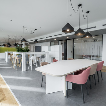 Mitgliedschaften für flexible Arbeitsplätze in Regus Unternehmerstadt