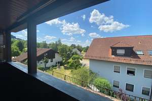Große DG-Wohnung mit Balkon in ruhiger Lage von Zell- 3,5 Zi-82qm- – Aichelberger Weg 3, 73119 Zell unter Aichelberg – Vorschaubild 1