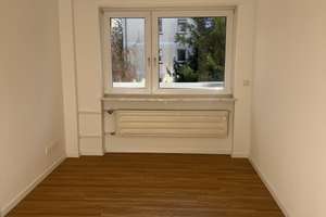 Genießen Sie großzügiges Wohnen: 4-ZKBB Wohnung mit möblierter Wohnküche, zwei Balkonen und Stp. – Die vollständige Adresse der Immobilie erhältst du vom Anbieter., 69121 Handschuhsheim, Heidelberg – Vorschaubild 5