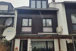 5-Zimmer Reihenmittelhaus mit Einbauküche und Garten – 65934 Nied, Frankfurt am Main – Vorschaubild 2