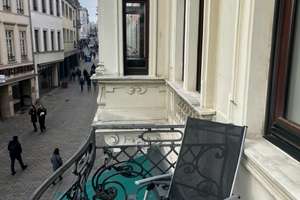 Ein vollkommener Altbautraum mit Ausblick/ Balkon auf den Marktplatz! – Marktstraße 9, 65183 Mitte, Wiesbaden – Vorschaubild 17
