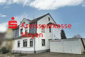 Zweifamilienhaus in gehobener Wohnlage – Die vollständige Adresse der Immobilie erhältst du vom Anbieter., 56626 Andernach – Vorschaubild 1