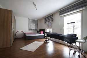 Umfangreich modernisiertes Einfamilienhaus gehobene Ausstattung zentrale Lage Bonn-Bad Godesberg – Die vollständige Adresse der Immobilie erhältst du vom Anbieter., 53177 Pennenfeld, Bonn – Vorschaubild 18