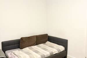 Sehr helle 2 - Zimmer - Wohnung mit Balkon im Herzen von Biebrich*** – Bunsenstraße 1, 65203 Biebrich, Wiesbaden – Vorschaubild 6
