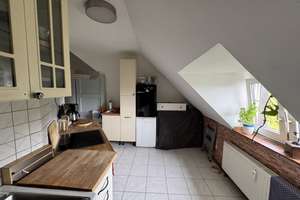 Modernisierte 2,5-Zimmer-Dachgeschosswohnung in Bochum Linden Hattinger Straße 