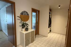 Charmante, helle 3-Zimmer-Wohnung mit Balkon und Einbauküche in München-Neuhausen – Die vollständige Adresse der Immobilie erhältst du vom Anbieter., 80634 Neuhausen, München – Vorschaubild 13