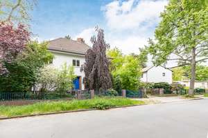 Die große Liebe für Ihre Familie – Die vollständige Adresse der Immobilie erhältst du vom Anbieter., 14129 Zehlendorf, Berlin – Vorschaubild 2