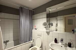 Schöne Zwei-Zimmer-Altbauwohnung in Krefeld – Müller-Brüderlin-Straße 24, 47803 Kempener Feld/Baackeshof, Krefeld – Vorschaubild 7