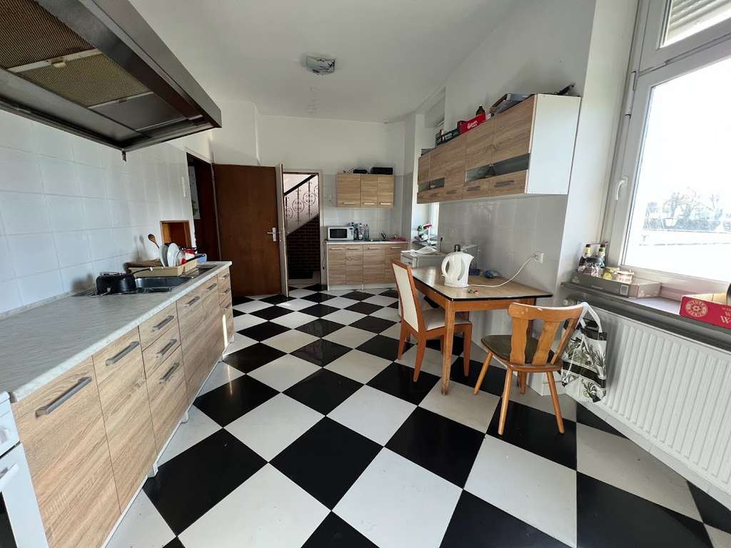 Immobilie in Eppingen - Eppingen Wohnhaus 270M²  Wohnfläche - Bild 3