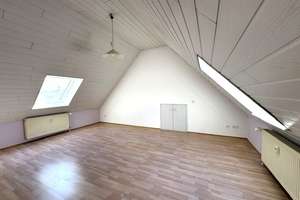 60437 Frankfurt (Nieder-Erlenbach), Maisonette Wohnung, Wfl. ca.130m²,4Zi,EBK,2Bä, 2 Balk, Stellpl. – Die vollständige Adresse der Immobilie erhältst du vom Anbieter., 60437 Nieder-Erlenbach, Frankfurt am Main – Vorschaubild 15
