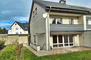 In fast allen Gewerken weiterentwickelte Doppelhaushälfte in  Hillegossen  – Die vollständige Adresse der Immobilie erhältst du vom Anbieter., 33699 Stieghorst, Bielefeld – Vorschaubild 2