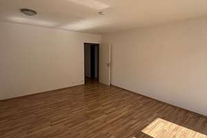 Gepflegte Erdgeschosswohnung in Neu-Ulm Offenhausen mit durchdachter Aufteilung und sonnigem Balkon – Johann-Strauß-Str. 27, 89231 Neu-Ulm – Vorschaubild 3