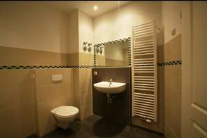 Property thumbnail 6