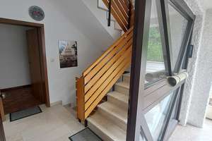 Großzügiges Zweifamilienhaus mit Südgarten und großer Terrasse – Zehntfeldstr. 270, 81825 Waldtrudering, München – Vorschaubild 2