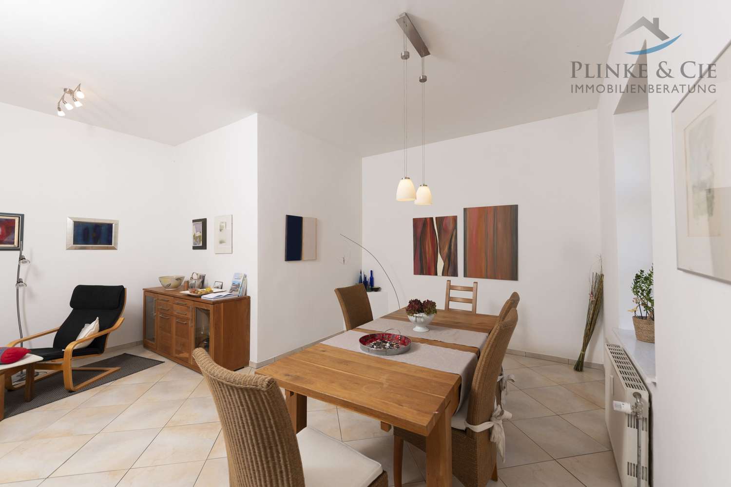 Immobilie in Sundhagen - +++ gepflegte Gutshaus-Hälfte mit großem Grundstück und Saunahaus|Seltenheit +++ - Bild 1