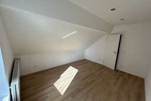 Hochwertig sanierte 3 Zimmer-Dachgeschosswohnung in Bochum-Linden – Die vollständige Adresse der Immobilie erhältst du vom Anbieter., 44879 Linden, Bochum – Vorschaubild 9