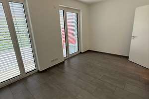 Stilvoll modernisiert: 4-Zimmer-Wohnung in Essen-Huttrop – Moltkestraße 59, 45138 Huttrop, Essen – Vorschaubild 5