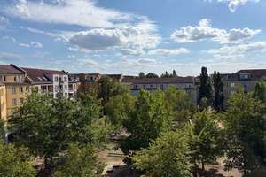 Gemütliche Dachgeschoss-Wohnung im Grünen! Mit Balkon und Wannenbad! Für max. 2 Personen! – Ricarda-Huch-Straße 16, 14480 Kirchsteigfeld, Potsdam – Vorschaubild 3