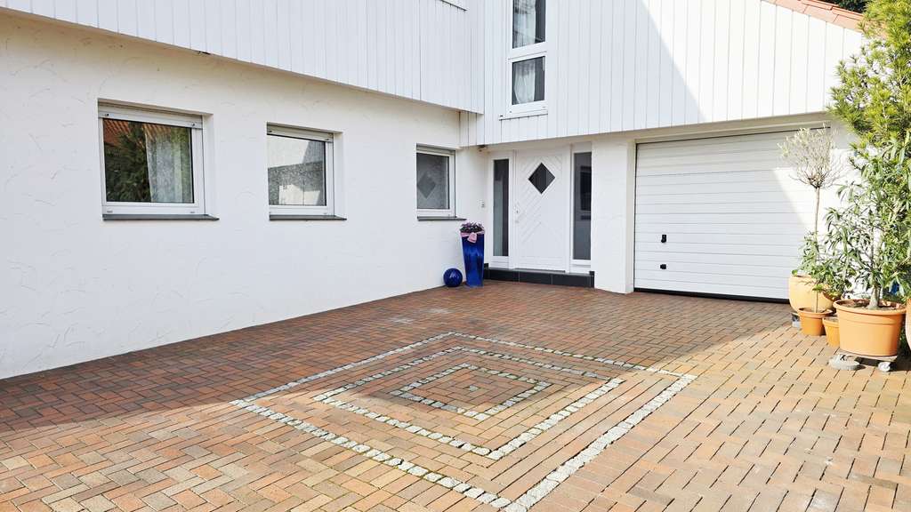 Immobilie in Verl - Familienparadies mit besonderer Architektur in Verl-Kaunitz. Keine Käuferprovision! - Bild 3