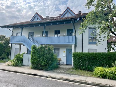 Attraktive EG-Wohnung mit gr.  Garten, TG-Stellplatz & ausgebautem Keller in Toplage am Schlossberg