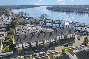 Charmantes Split-Level-Reihenendhaus in unmittelbarer Rheinnähe im Herzen von Düsseldorf-Benrath – Die vollständige Adresse der Immobilie erhältst du vom Anbieter., 40597 Benrath, Düsseldorf – Vorschaubild 38