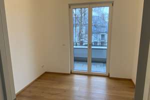 Penthouse-Wohnung mit großer Dachterrasse in ruhiger Villengegend – Traminerstraße 8, 81547 Giesing, München – Vorschaubild 9