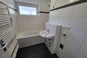 Familienfreundliche 4-Zimmer-Wohnung mit Loggia in Oberhausen zu vermieten – Zirbelstraße 46, 86154 Oberhausen-Nord, Augsburg – Vorschaubild 6