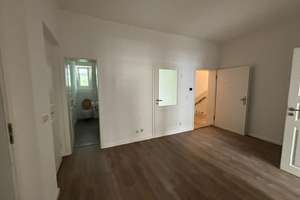 * geräumige 3 Zimmer * 3. OG * seperates WC * Wintergarten * max. Zweier WG * – Cöthner Straße 4, 4155 Gohlis-Süd, Leipzig – Vorschaubild 5