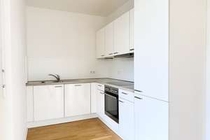 Modernes Wohnen mit Außenfläche: 2-Zimmer-Wohnung mit großem Balkon & Einbauküche – Karlsbader Platz 16, 65197 Rheingauviertel / Hollerborn, Wiesbaden – Vorschaubild 3