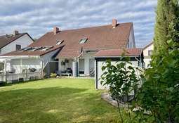 Rückseite und Garten