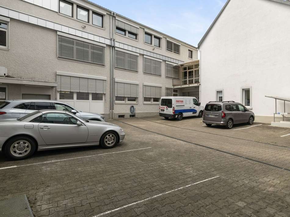 Parkplatz Innenhof Mittelstr. 