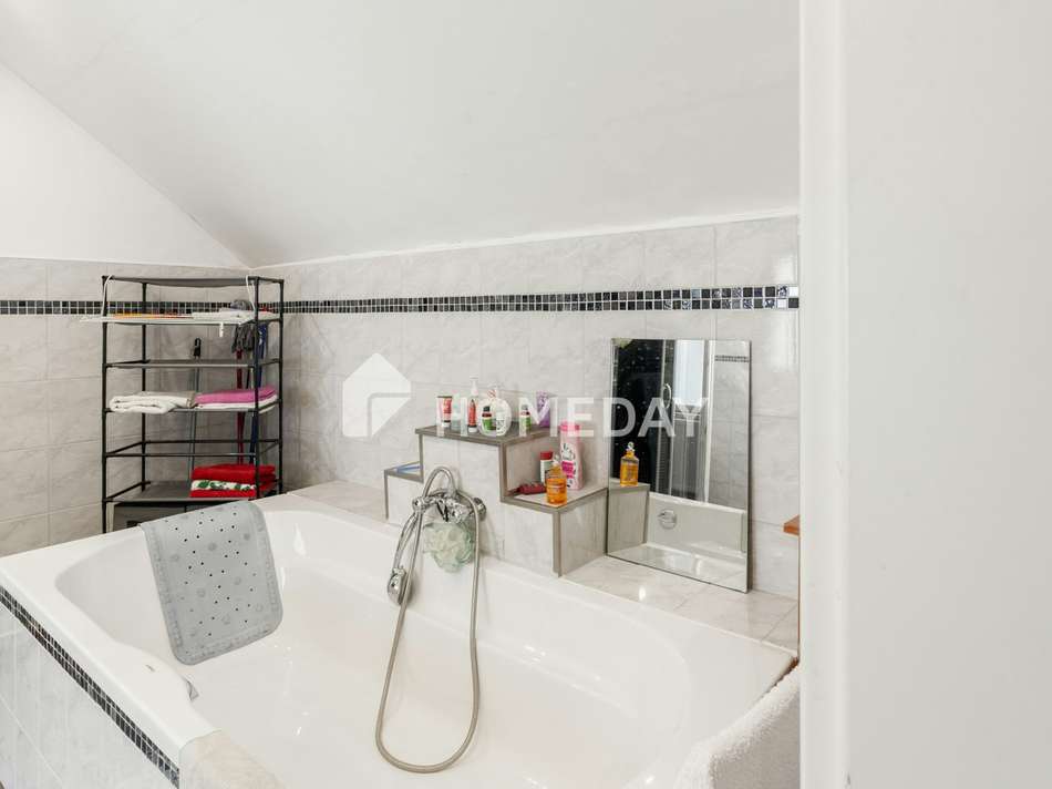 1. OG Badezimmer 3