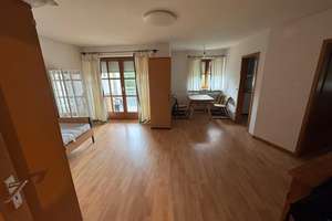 Gepflegte 2-Zimmer-Wohnung mit gutem Schnitt in sehr zentraler Lage