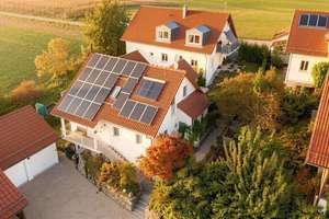 Einfamilienhaus in ruhiger Sackgassenlage, PV-Anlage, Doppelgarage & Wintergarten in Isen – Die vollständige Adresse der Immobilie erhältst du vom Anbieter., 84424 Isen – Vorschaubild 3