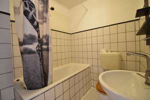 WG geeignet! Großzügig geschnittene 2-Zimmer-Whg in Düsseldorf – Kruppstr. 95, 40227 Oberbilk, Düsseldorf – Vorschaubild 3
