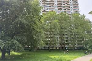 Provisionsfreie, bezugsfreie 3-Zimmer-Wohnung mit Balkon in Zollstock!