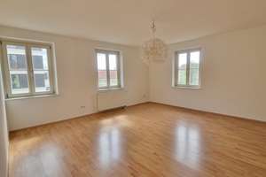 Schöne 1-Raum-Wohnung mit Einbauküche – Große-Diesdorfer-Str. 6-11, 39108 Stadtfeld Ost, Magdeburg – Vorschaubild 2