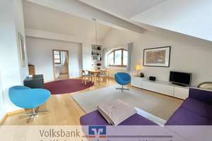 Wohnen mit Charme – Lichtdurchflutete und großzügige DG-Wohnung im Antonviertel