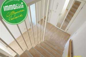 Terrasse mit privatem Gartenanteil, 3 Wohnetagen und Garage - VERMIETET! – Mittelsachsen (Kreis) – Vorschaubild 1