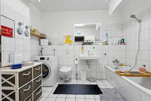 Zentrale Geräumige 1-Zimmerwohnung mit ruhigem Südbalkon, eigener Stellplatz inklusive! – 23558 Sankt Lorenz Süd, Lübeck – Vorschaubild 6