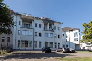 Geräumige & Helle 2-Zimmer-Wohnung mit Tageslichtbad in Lindenthal| Aufzug und Tiefgarage ** – 4158 Lindenthal, Leipzig – Vorschaubild 11