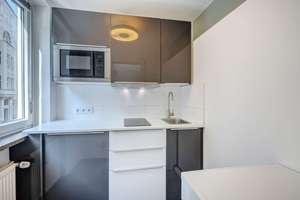 SITULI:   Schmuckstück im Herzogpark – 1-Zimmer-Apartment mit Balkon – Die vollständige Adresse der Immobilie erhältst du vom Anbieter., 81679 Herzogpark, München – Vorschaubild 10
