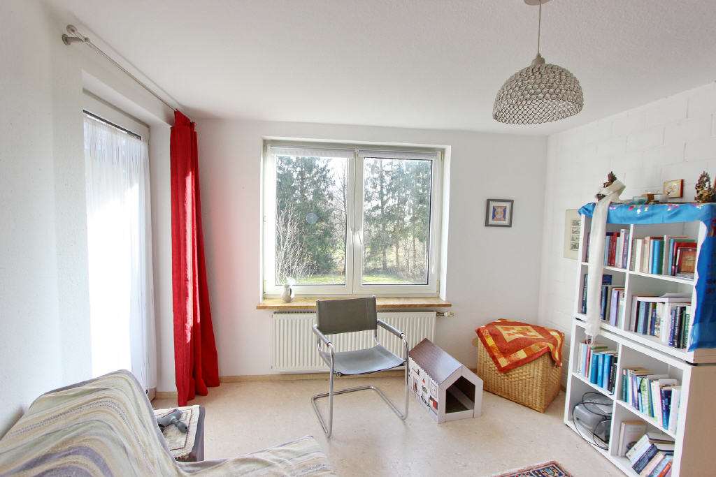 Immobilie in Kißlegg - Große, sonnige Doppelhaushälfte mit ELW in schöner Lage mit Bergsicht - Bild 3